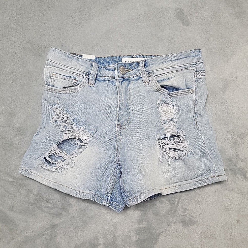 Almost Famous Shorts Womens 3 Light Blue Distressed Cut Off Denim Summer Festiv
